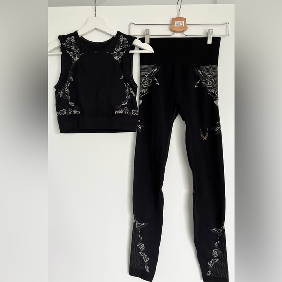 Lucas Hugh 🇬🇧- training top - black - size:M - Picture 2 of 4